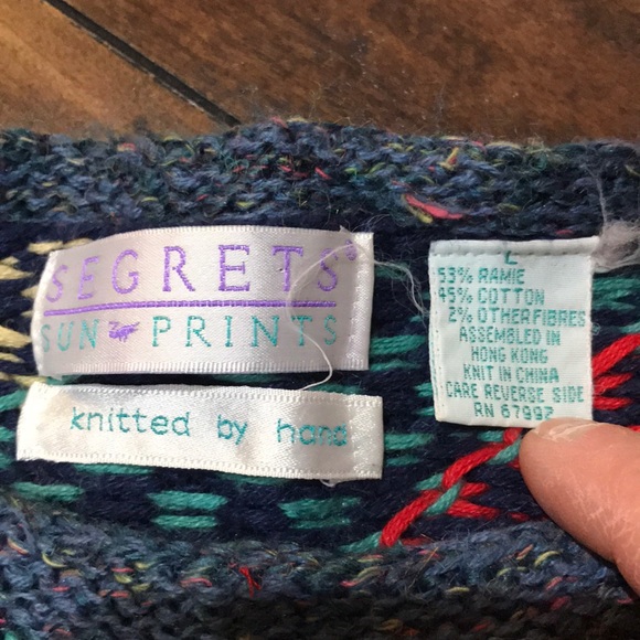 Vintage 90s Hand Knit Heavy Geometric Sweater - Picture 3 of 7